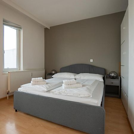 Apartment With A Private Terrace Located Right Near Belvedere Castle, 15 Minutes Away From Stephansdom Wiedeń Zewnętrze zdjęcie