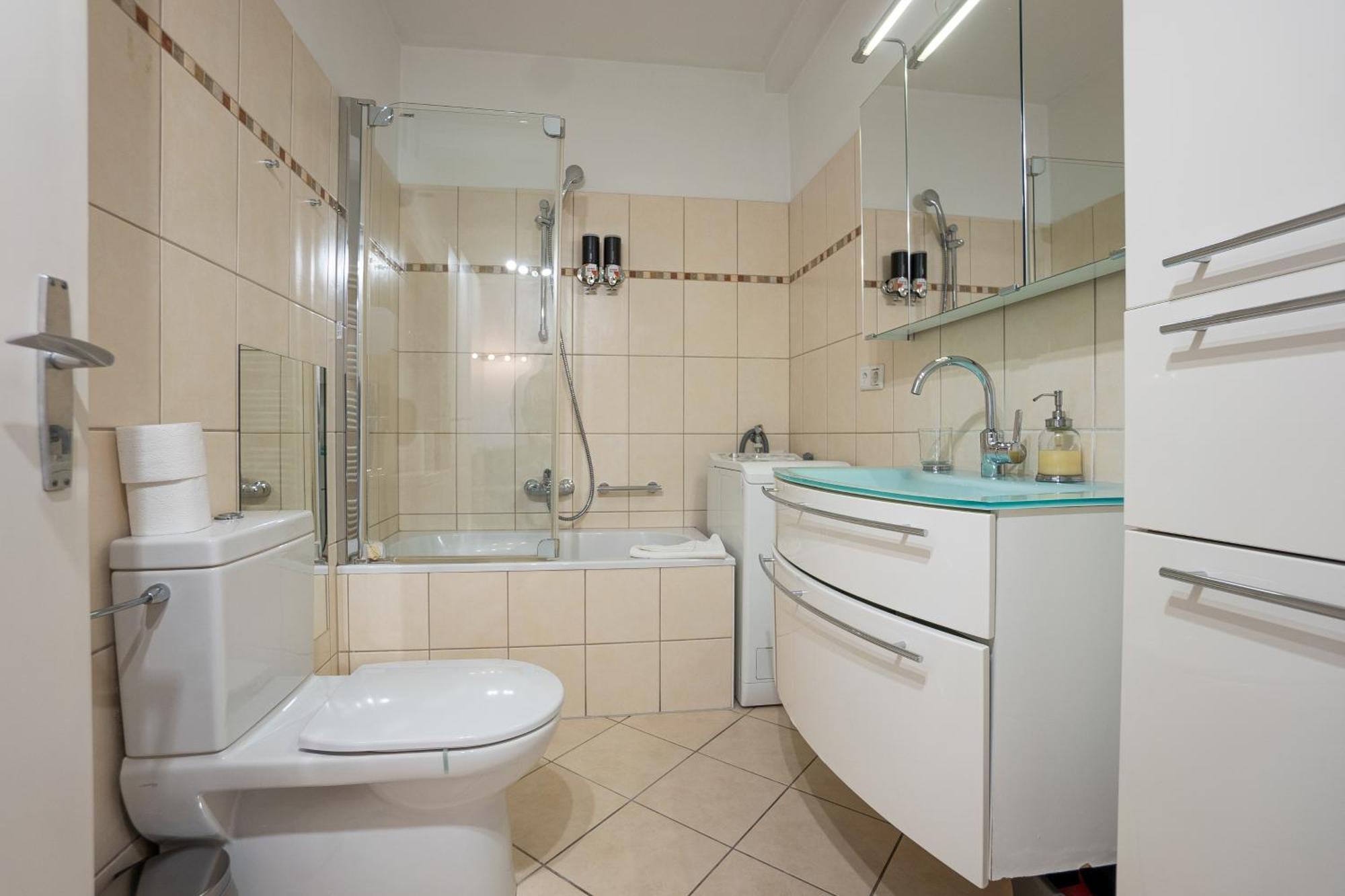 Apartment With A Private Terrace Located Right Near Belvedere Castle, 15 Minutes Away From Stephansdom Wiedeń Zewnętrze zdjęcie