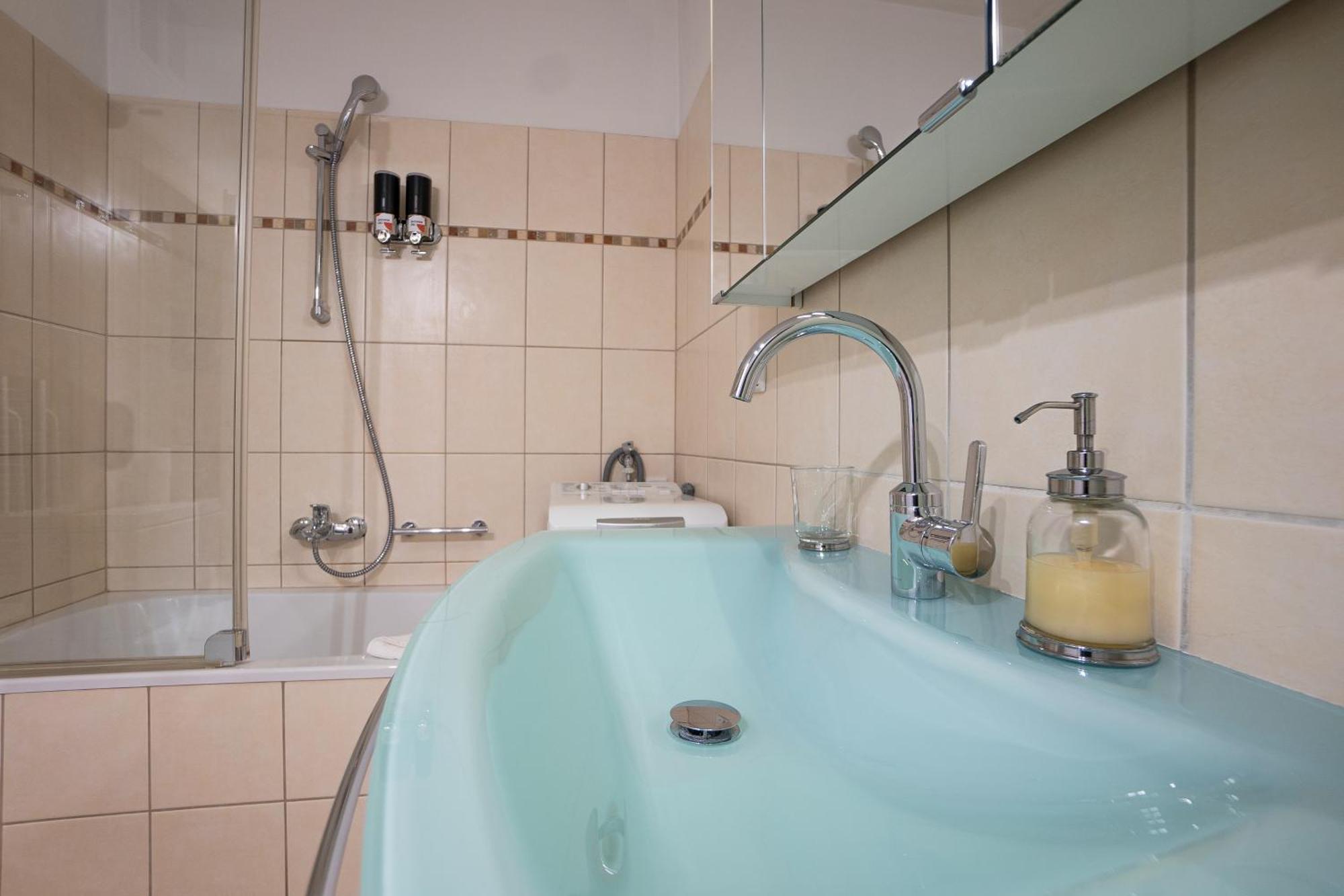 Apartment With A Private Terrace Located Right Near Belvedere Castle, 15 Minutes Away From Stephansdom Wiedeń Zewnętrze zdjęcie